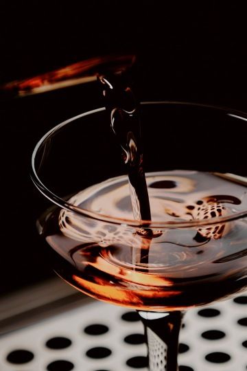 Alma Prague Wine Bar sommelier Dragan Bogdanovic